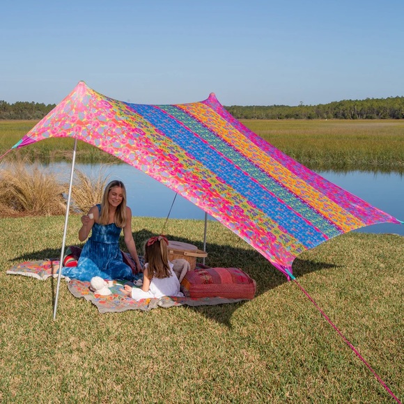 NATURAL LIFE Illustrated Tent Setup Guide - Picture 2 of 6